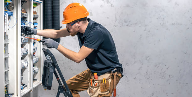 Best Circuit Breaker Repair  in St Petersburg, FL